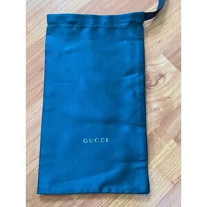 Gucci ‎ Green sunglasses Dust bag
